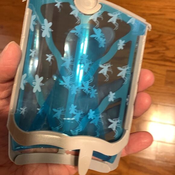 COPY - Flying Insect trap refill. Includes SIX Cartridges. Comparable with Zevo - Picture 4 of 4